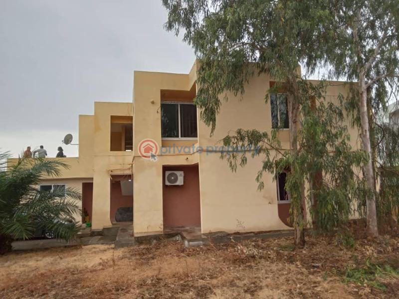8 bedroom Apartment For Sale Sakumono Community 13 Sakumono Spintex Accra - 1