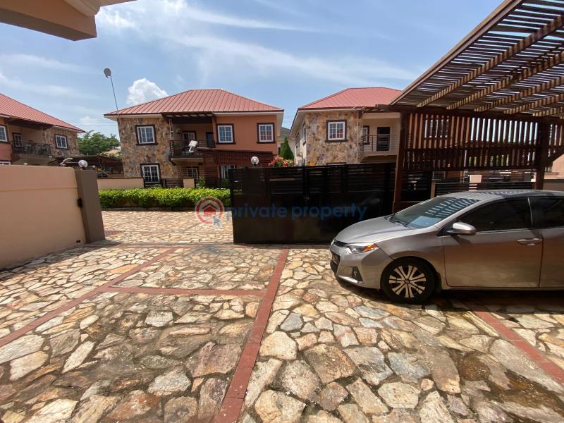 3 bedroom Townhouse For Rent East Airport Airport Residential Area Accra - 14