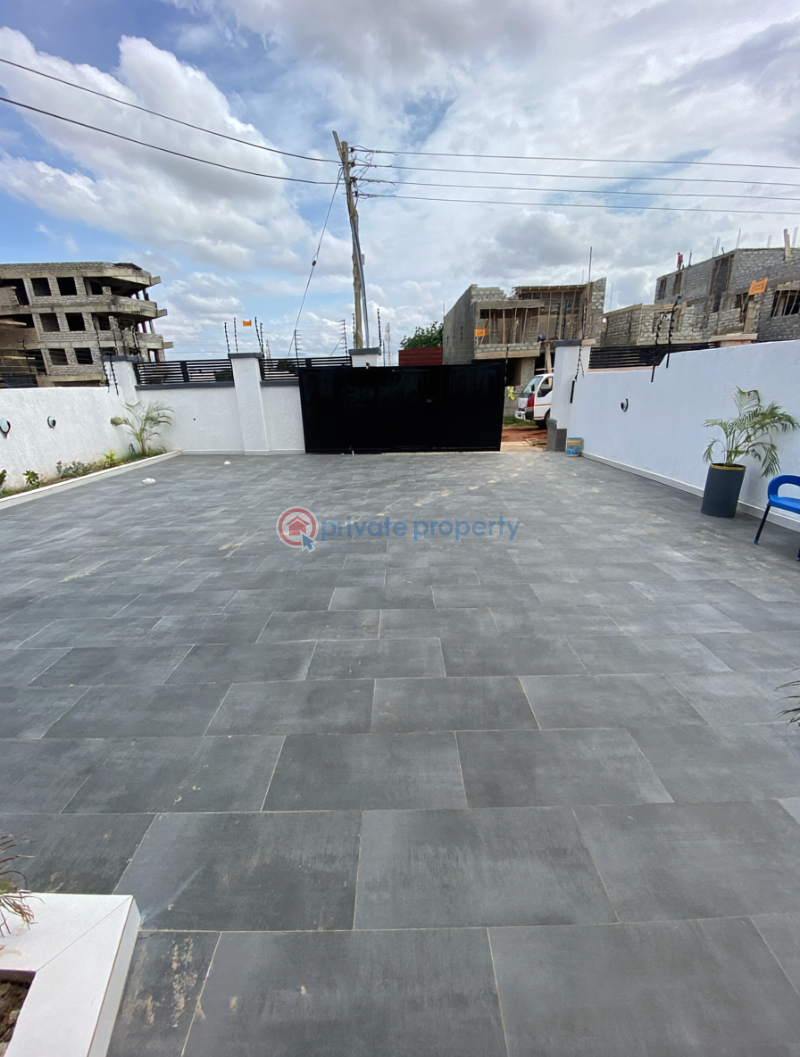 3 bedroom Townhouse For Sale Lashibi Accra - 20
