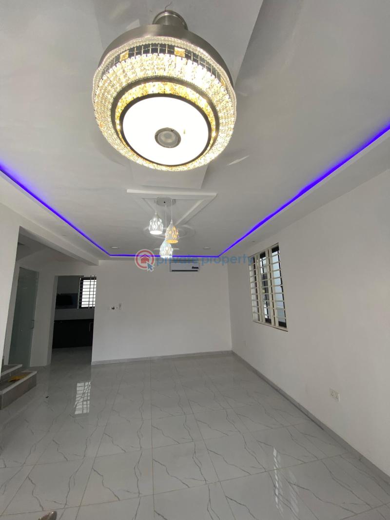 4 bedroom Townhouse For Rent Spintex Road Accra - 1