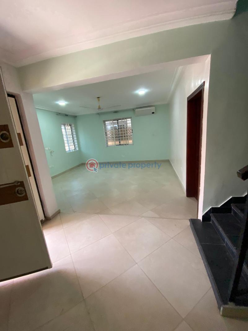 3 bedroom Townhouse For Rent East Airport Airport Residential Area Accra - 2
