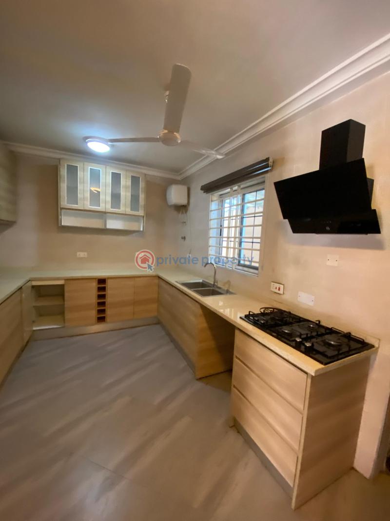 3 bedroom Townhouse For Rent East Airport Airport Residential Area Accra - 6