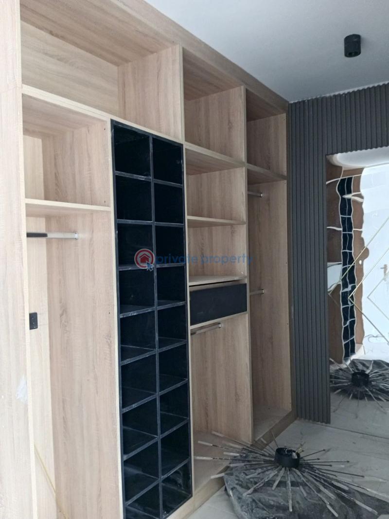 4 bedroom Townhouse For Sale Abelemkpe Accra - 9