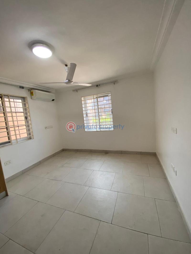 3 bedroom Townhouse For Rent East Airport Airport Residential Area Accra - 5