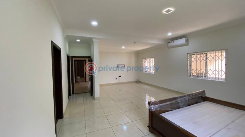 5 bedroom Townhouse For Rent Cantonments Accra - 13