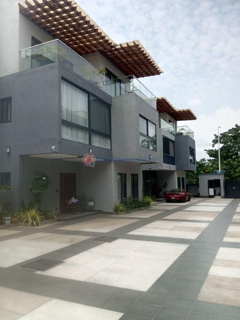 Townhouse For Rent Roman Ridge Ridge Airport Residential Area Accra - 1