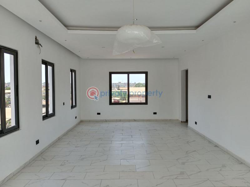 4 bedroom Townhouse For Sale Abelemkpe Accra - 10