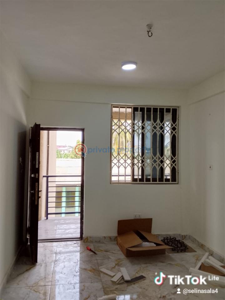 2 bedroom Apartment For Rent Teshie Bushroad Teshie-Nungua Estates Accra - 9
