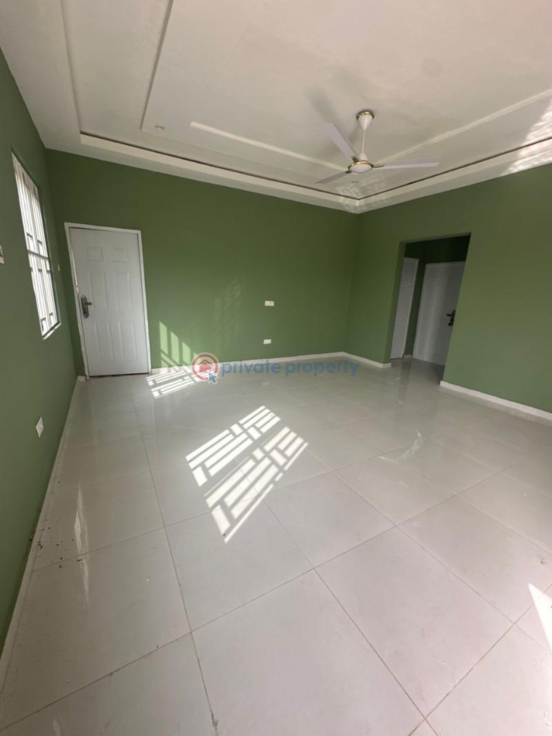 2 bedroom House For Sale Community 25 Tema Accra - 8