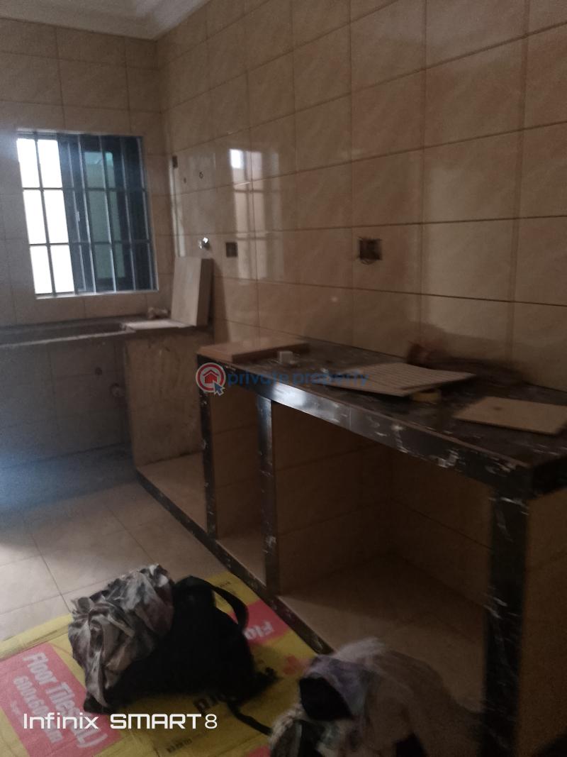 2 bedroom Apartment For Rent Teshie Bushroad Police Statoin Teshie-Nungua Estates Accra - 10