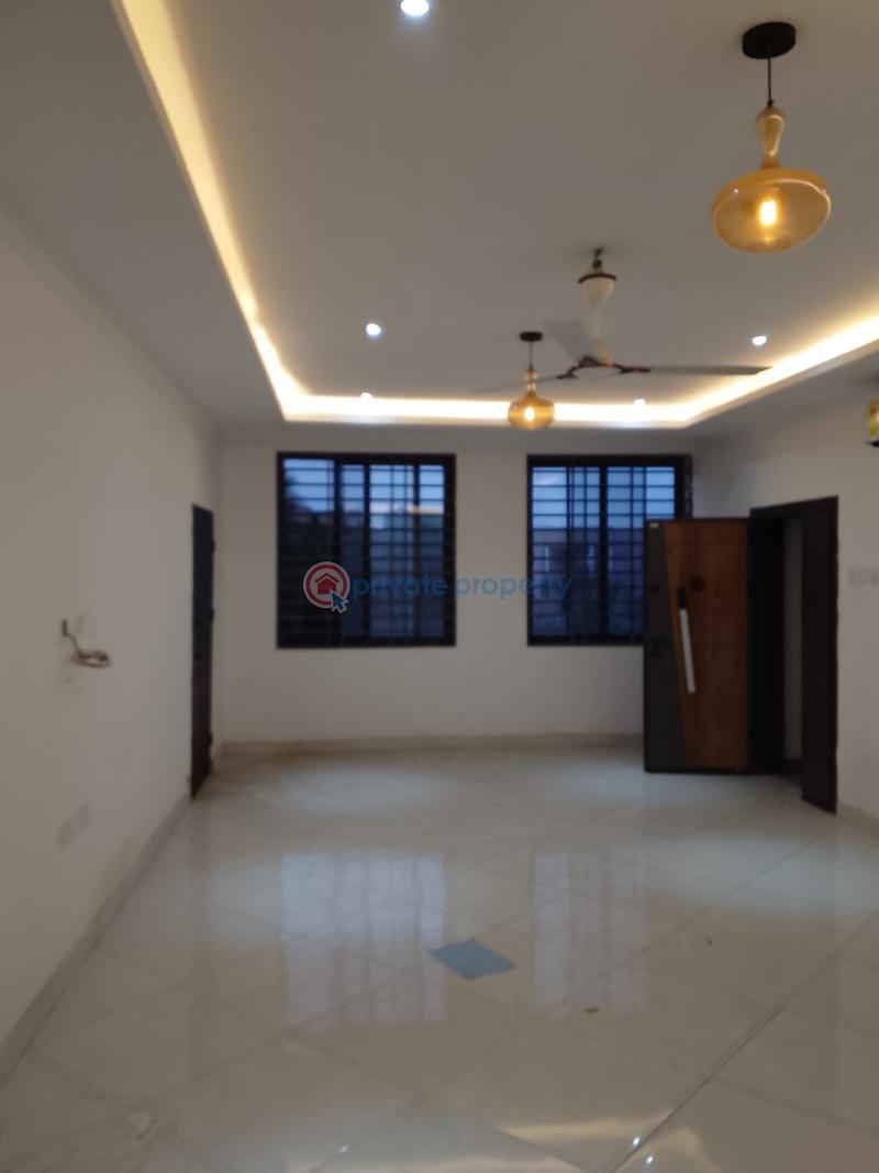 2 bedroom Apartment For Rent Rasta Bushroad Police Station Teshie-Nungua Estates Accra - 2