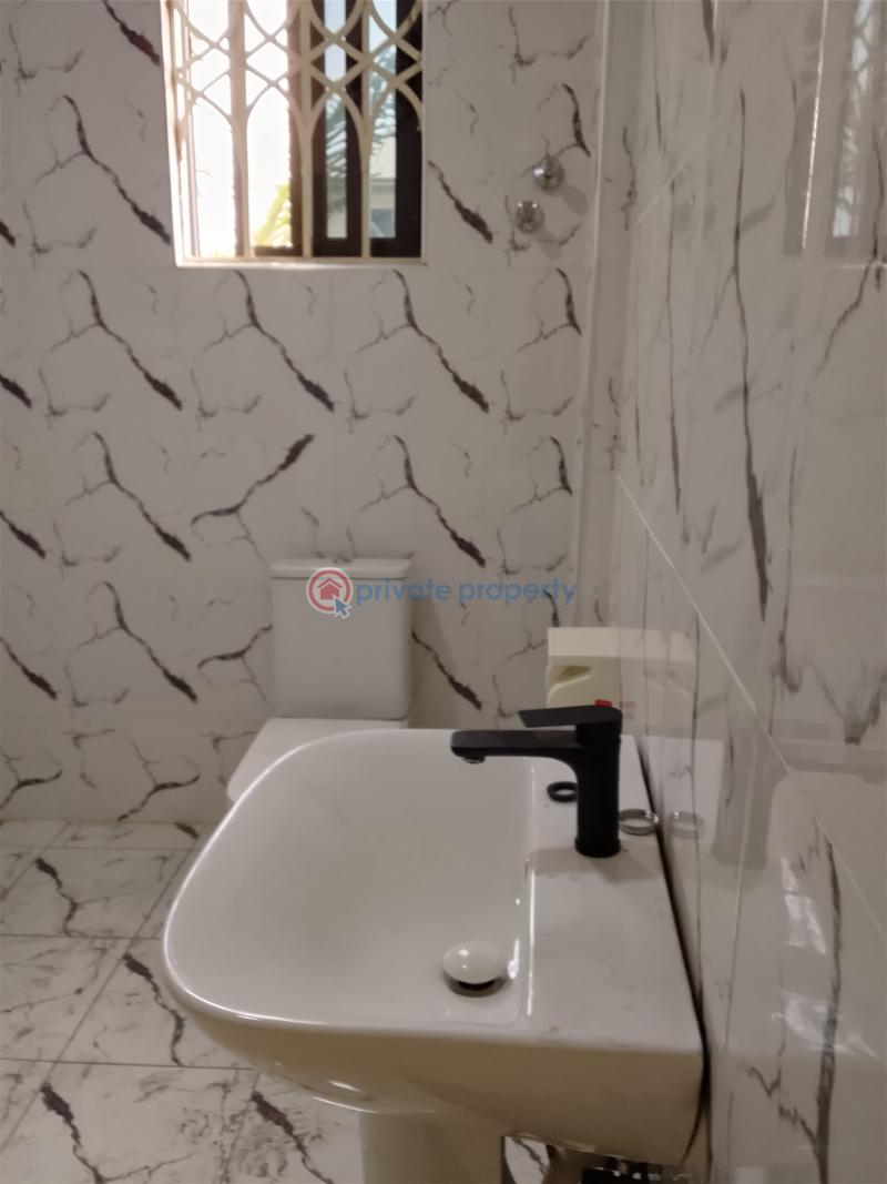 2 bedroom Apartment For Rent Teshie Bushroad Police Station Teshie-Nungua Estates Accra - 5