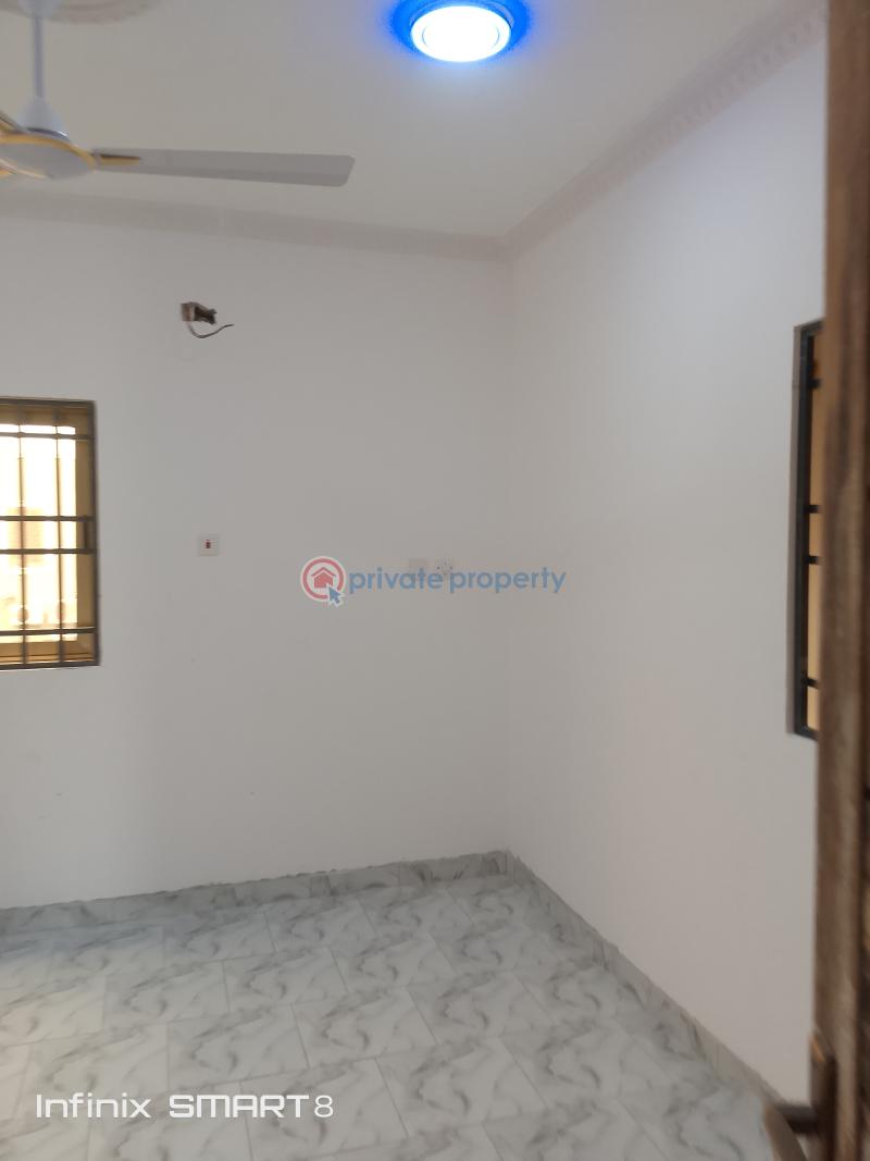 2 bedroom Apartment For Rent Tse Addo Goil Filling Station Behind The Labadi Trade Fair Center Tse Addo Accra - 10