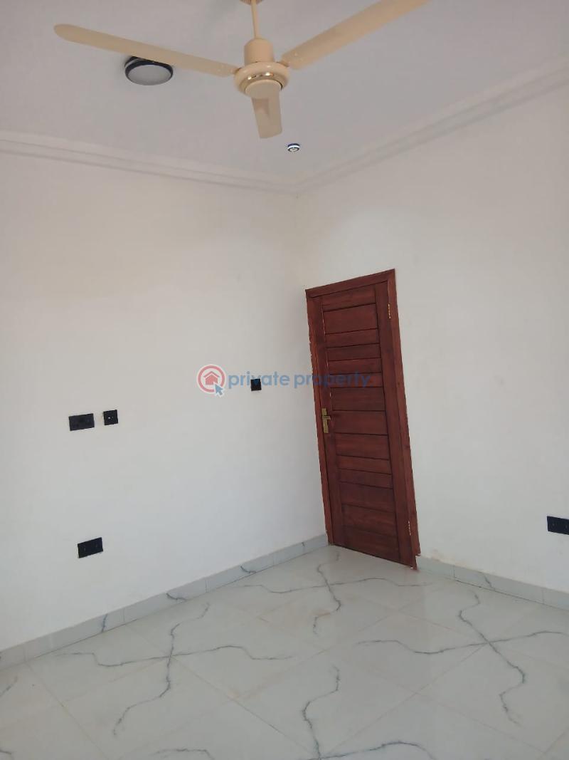 2 bedroom Apartment For Rent Tse Addo Goil Filling Station Behind The Labadi Trade Fair Center Tse Addo Accra - 6