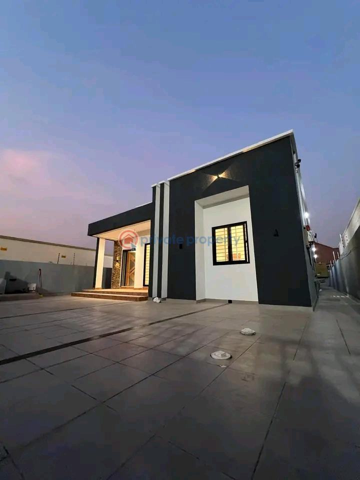 3 bedroom Detached Duplex For Sale Oyarifa Mr Smith Hotel After Oyarifa Adenta Municipal Accra - 14