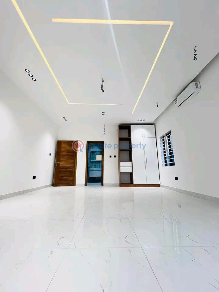 3 bedroom Detached Duplex For Sale Oyarifa Mr Smith Hotel After Oyarifa Adenta Municipal Accra - 3