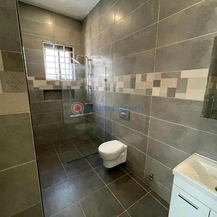 3 bedroom House For Sale Samumono Tema Accra - 4