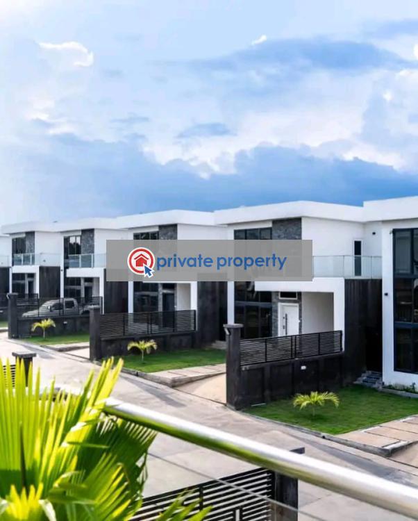 3 bedroom Townhouse For Sale &nbsp;oyarifa La Nkwantanang Madina Municipal Accra - 0