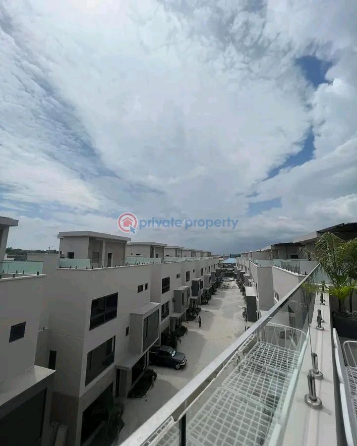 3 bedroom House For Sale Airport Residential Area Accra - 1