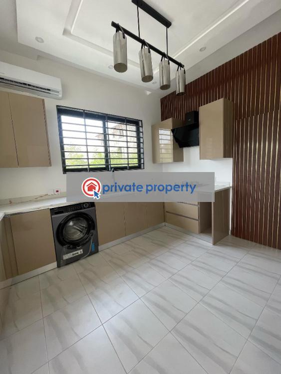 4 bedroom Detached Duplex For Sale &nbsp;lakeside Estate Adenta Municipal Accra - 5