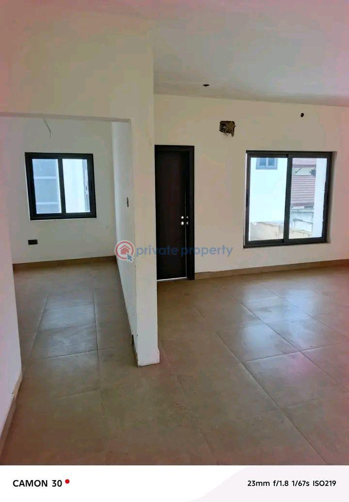 4 bedroom House For Sale Cantonments Accra - 0