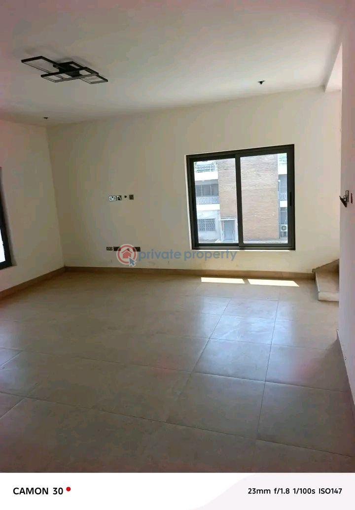 4 bedroom House For Sale Cantonments Accra - 4