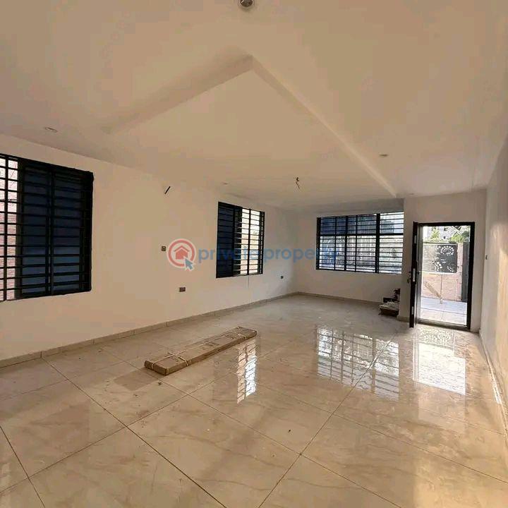 4 bedroom Townhouse For Sale Trasacco Adjiriganor East Legon Accra - 17