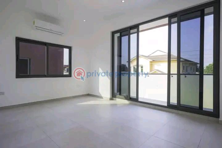 4 bedroom Townhouse For Rent Abelemkpe Accra - 11
