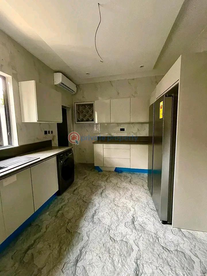 4 bedroom Townhouse For Rent Airport Residential Area Accra - 10