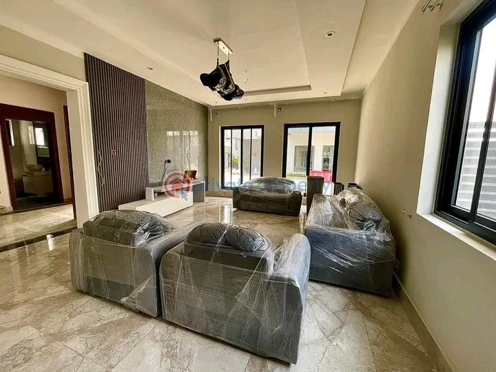 4 bedroom Townhouse For Rent Airport Residential Area Accra - 9