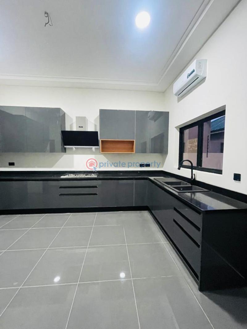 4 bedroom Townhouse For Sale Ashaley Botwe Adenta Municipal Accra - 4