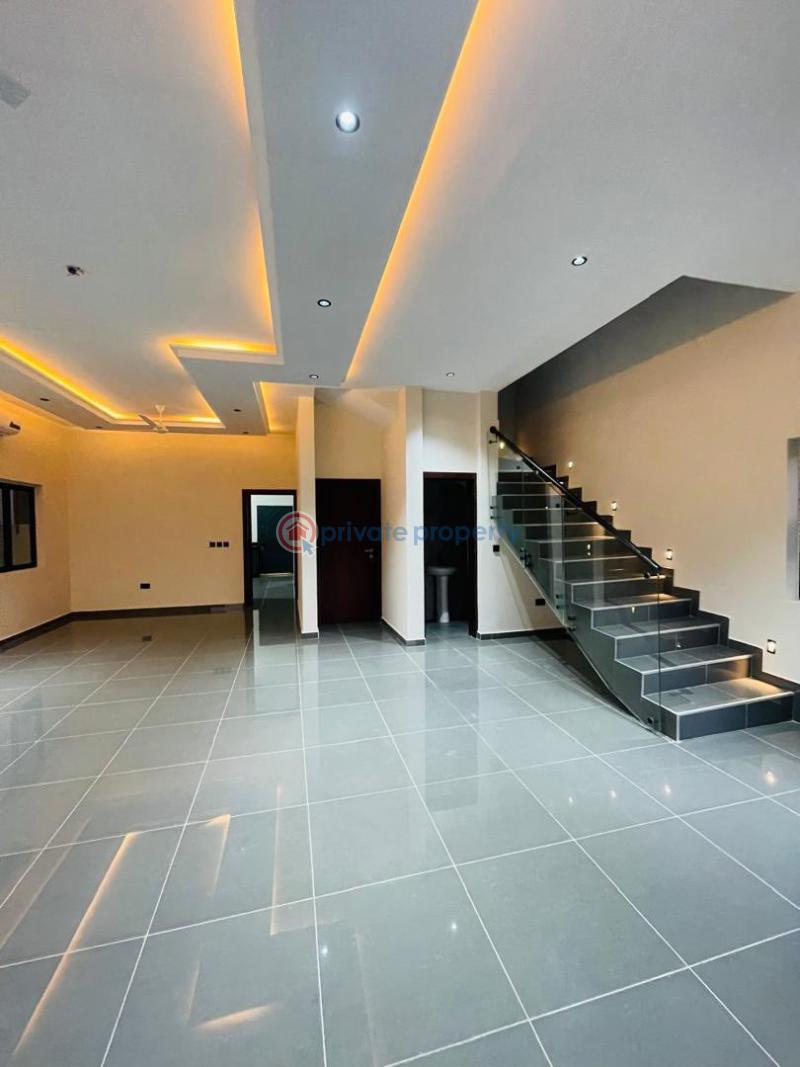4 bedroom Townhouse For Sale Ashaley Botwe Adenta Municipal Accra - 2