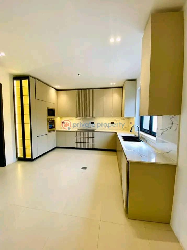 4 bedroom Townhouse For Sale Dzorwulu Accra - 2