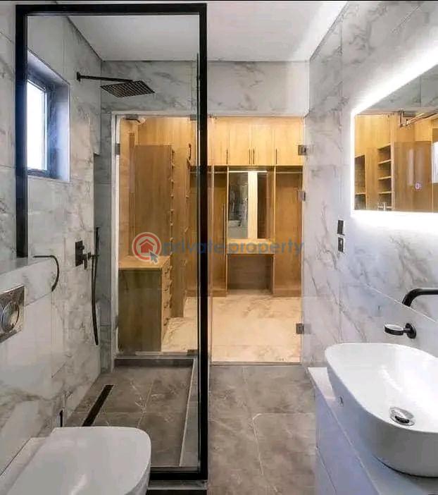 4 bedroom Townhouse For Rent East Airport Airport Residential Area Accra - 4