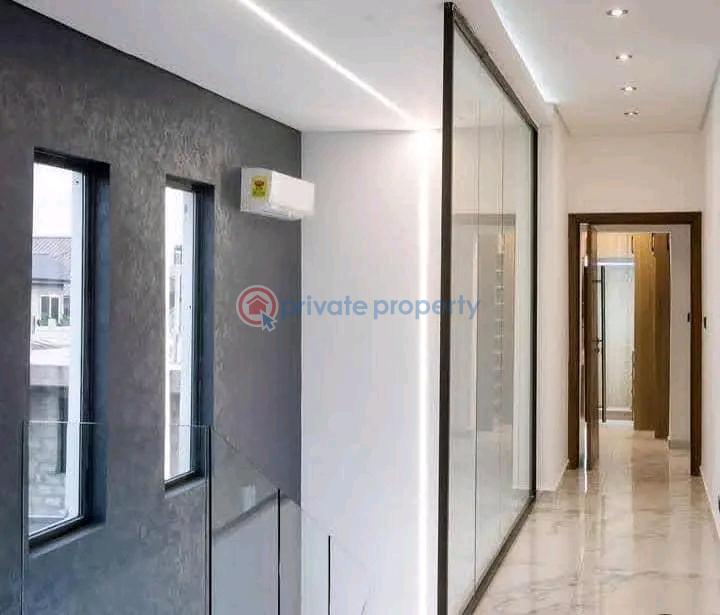 4 bedroom Townhouse For Rent East Airport Airport Residential Area Accra - 5