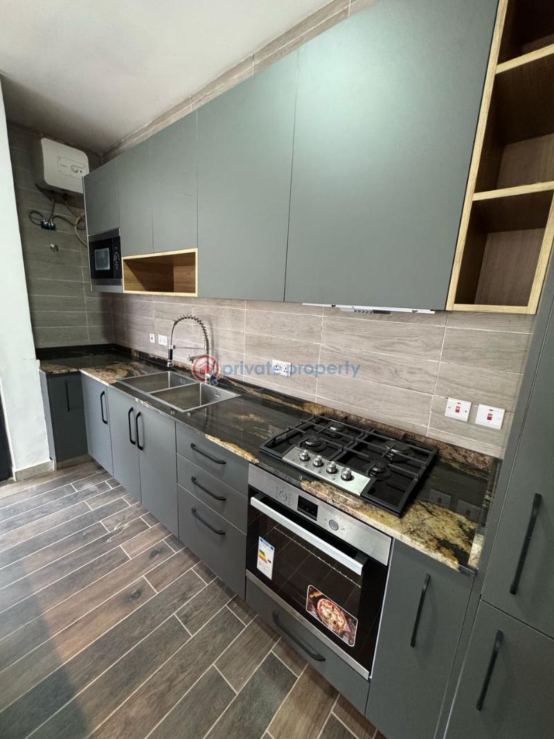 4 bedroom Townhouse For Sale Labone Labadi-Aborm Accra - 7