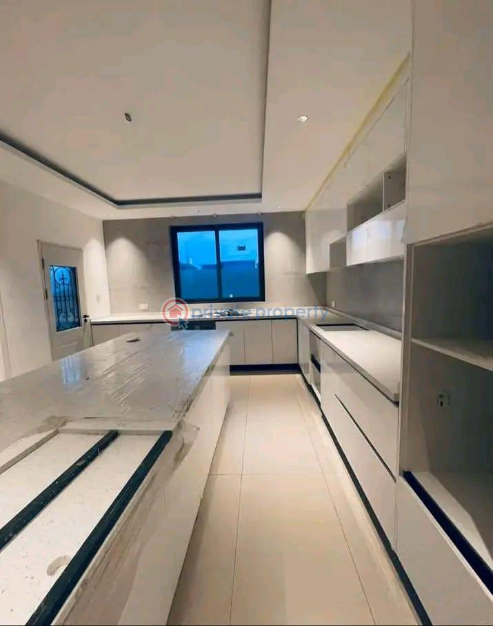 4 bedroom Townhouse For Sale Adjiringanor East Legon Accra - 3