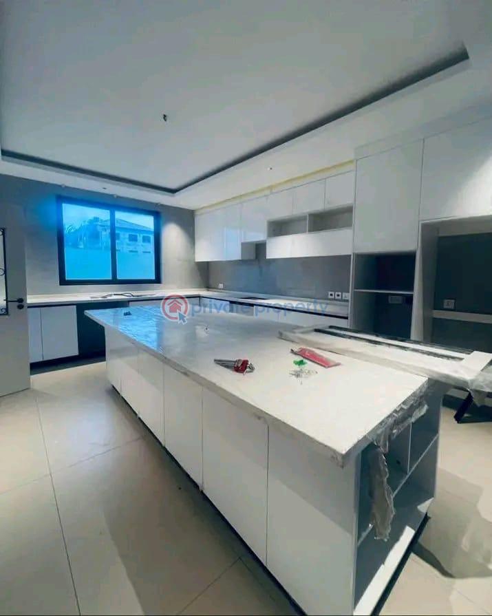 4 bedroom Townhouse For Sale Adjiringanor East Legon Accra - 8