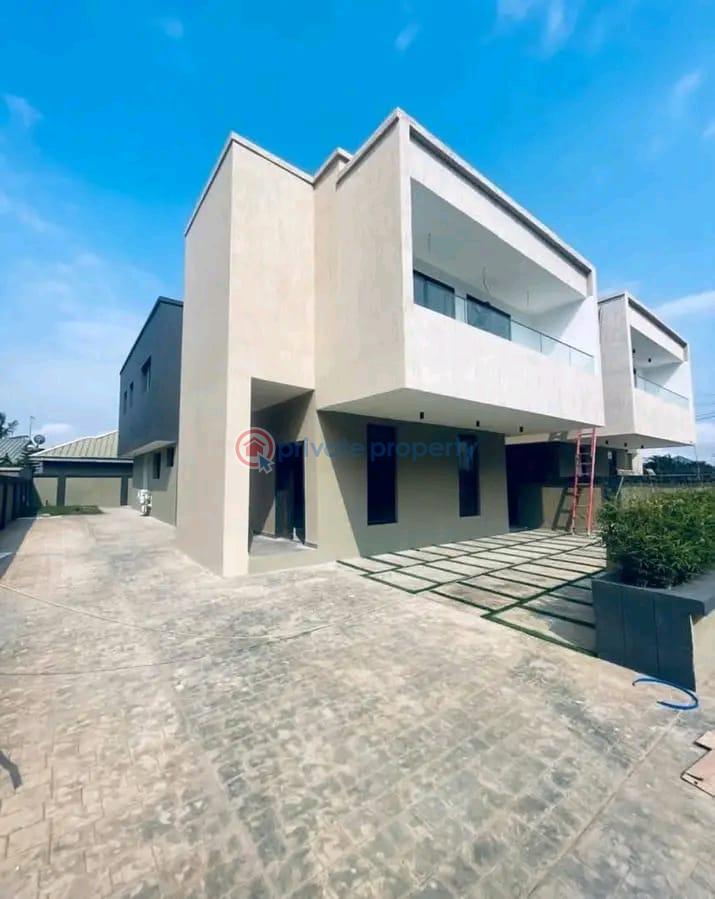 4 bedroom Townhouse For Sale East Legon Accra - 0