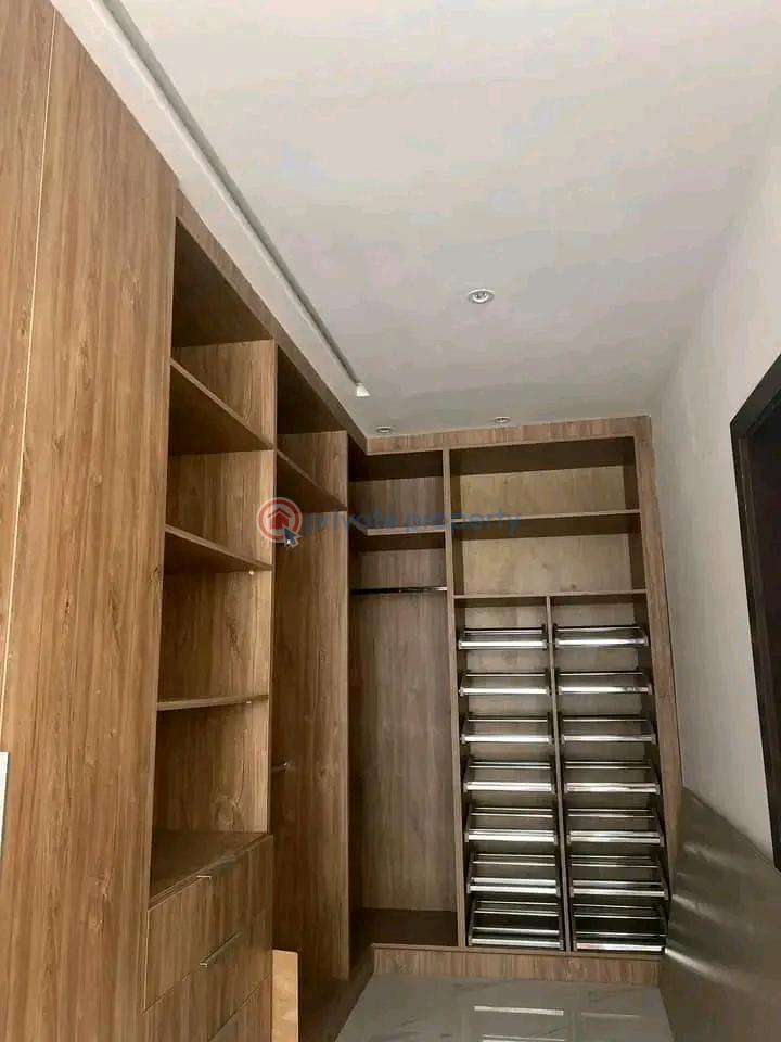 4 bedroom Townhouse For Sale School Junction Ashaley Botwe Adenta Municipal Accra - 8