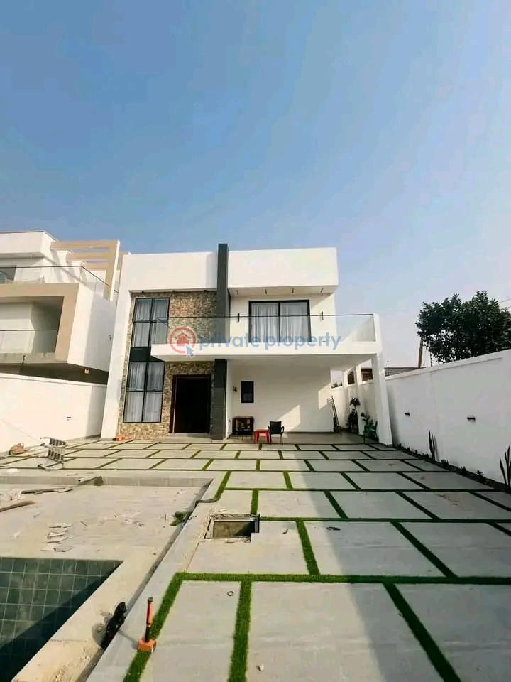 4 bedroom Townhouse For Sale School Junction Ashaley Botwe Adenta Municipal Accra - 1