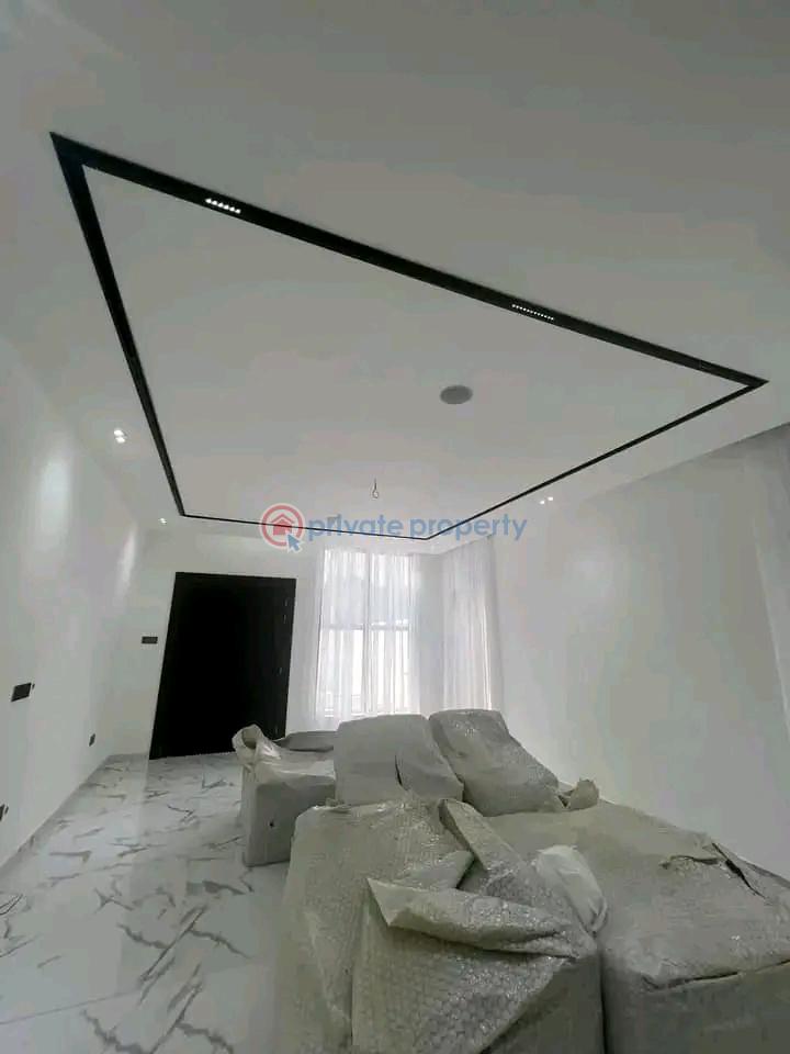 4 bedroom Townhouse For Sale School Junction Ashaley Botwe Adenta Municipal Accra - 3