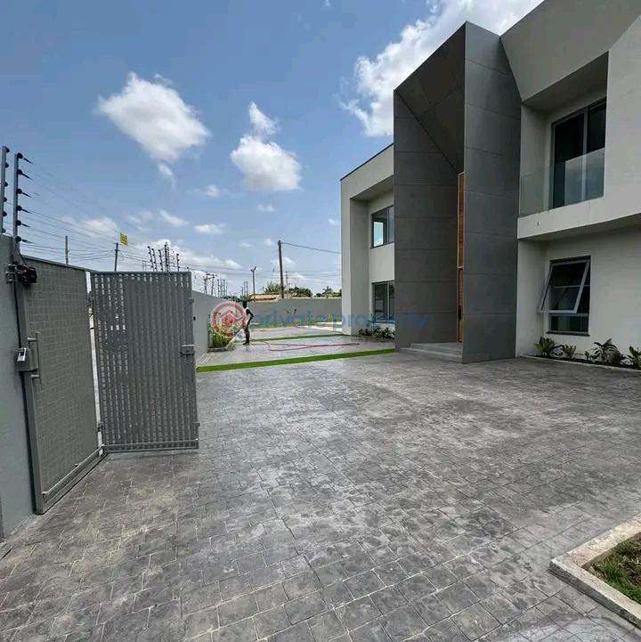 4 bedroom House For Sale East Legon Accra - 0
