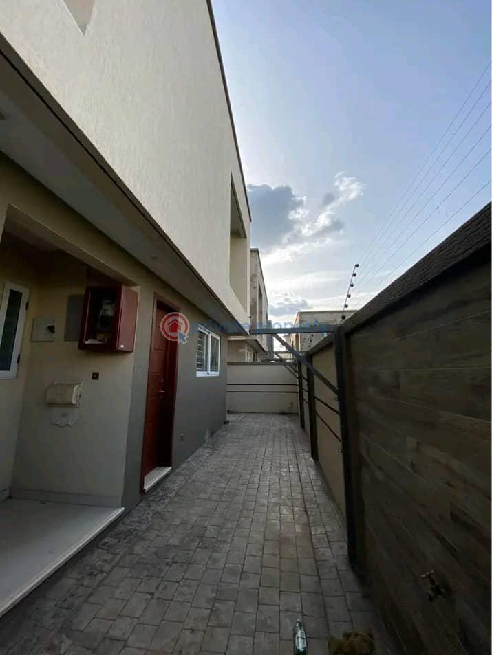 4 bedroom House For Sale Tse Addo Accra - 2
