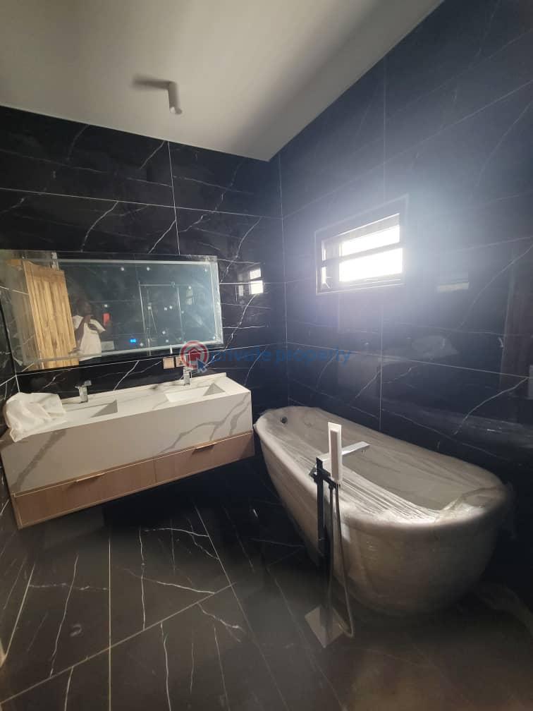 4 bedroom House For Sale Tse Addo Accra - 6