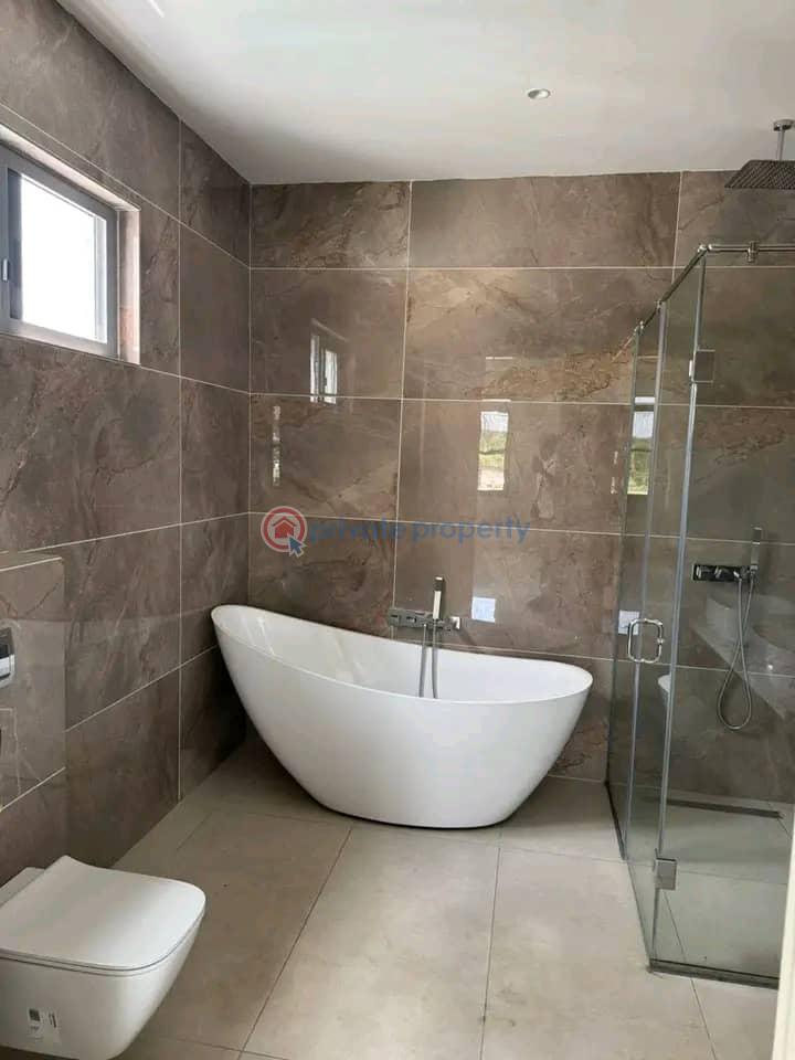 4 bedroom Townhouse For Sale East Legon Accra - 3