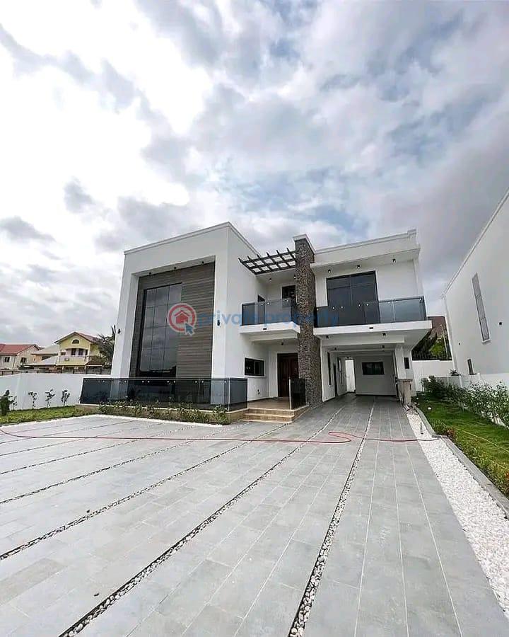 4 bedroom Townhouse For Sale Trasacco East Legon Accra - 0