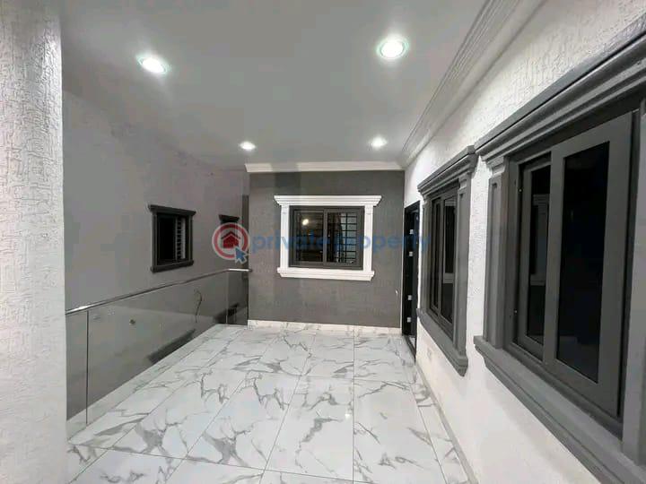 5 bedroom Townhouse For Sale Achimota Accra - 4