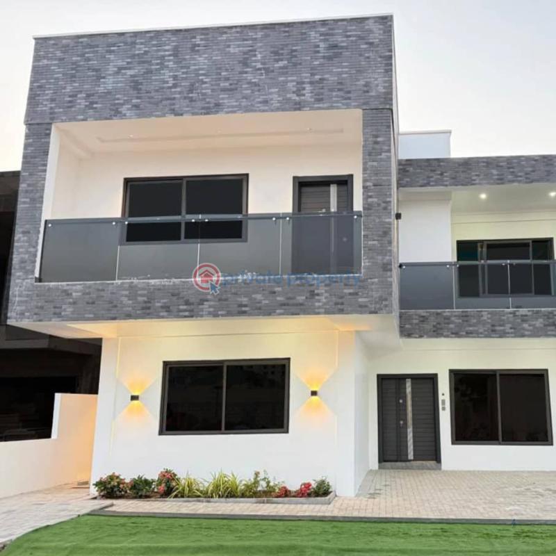 5 bedroom Townhouse For Sale Adjiringanor East Legon Accra - 8