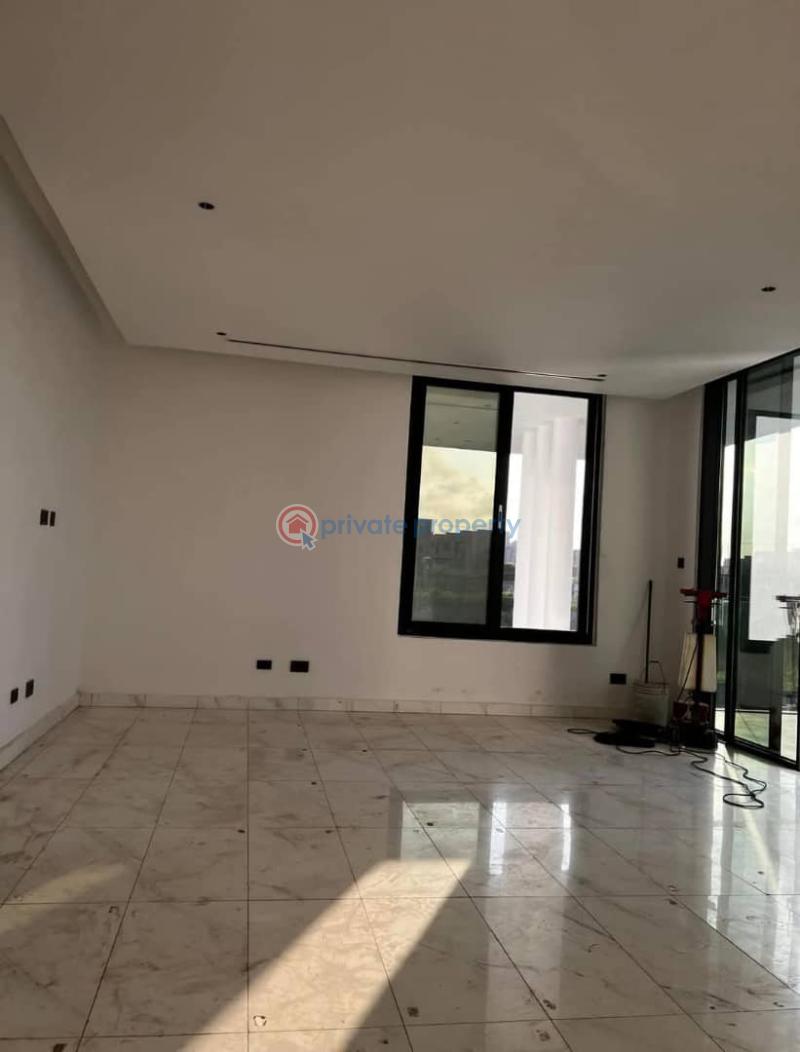 5 bedroom Townhouse For Sale Airport Residential Area Accra - 10